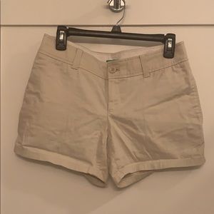 Lilly Pulitzer beige shorts!